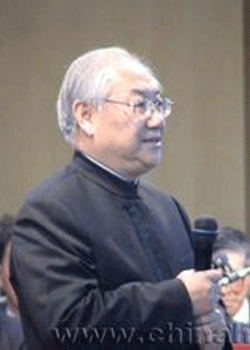 著名口琴演奏家--石人望